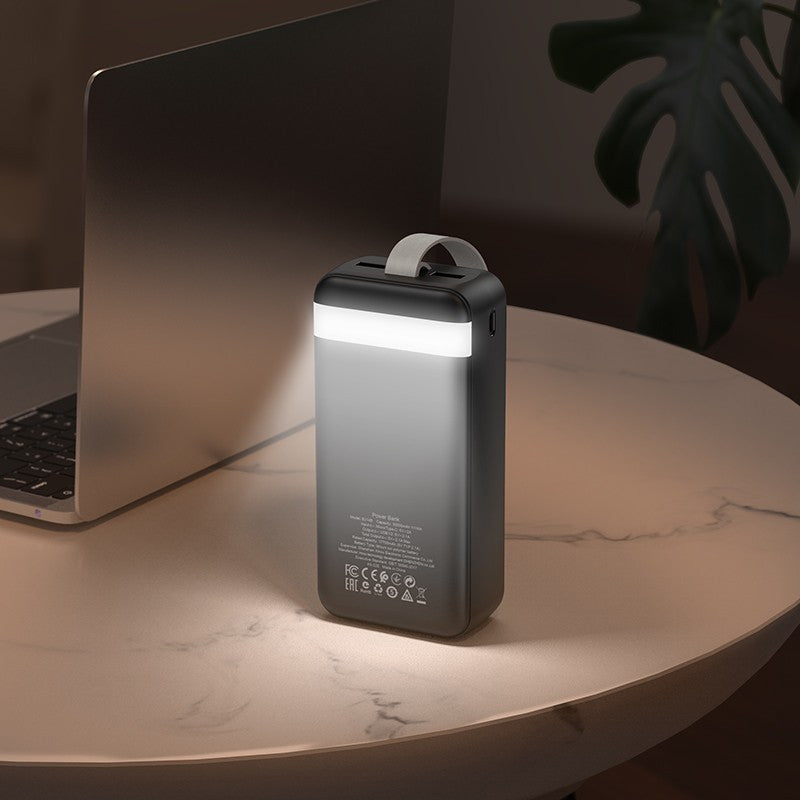 BOROFONE Power Bank LED kijelzővel és LED világítással