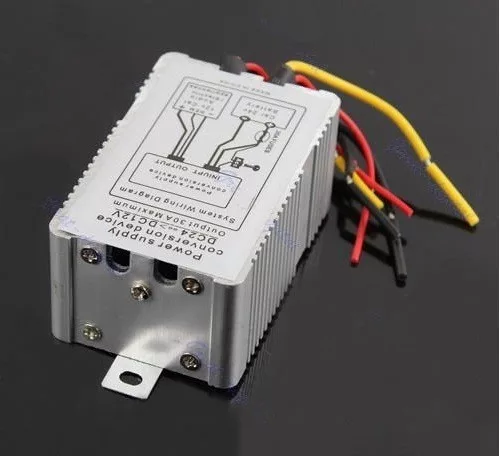 24V-12V Feszültség Átalakító Járművekhez és Elektronikai Eszközökhöz
