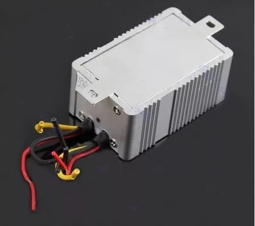 24V-12V Feszültség Átalakító Járművekhez és Elektronikai Eszközökhöz
