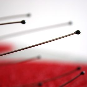   Fejmasszírozó és Fejvakaró Relaxációs Eszköz Feszültségoldáshoz