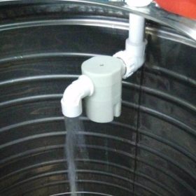   Automata vízszintszabályzó szelep víztartályokhoz és medencékhez