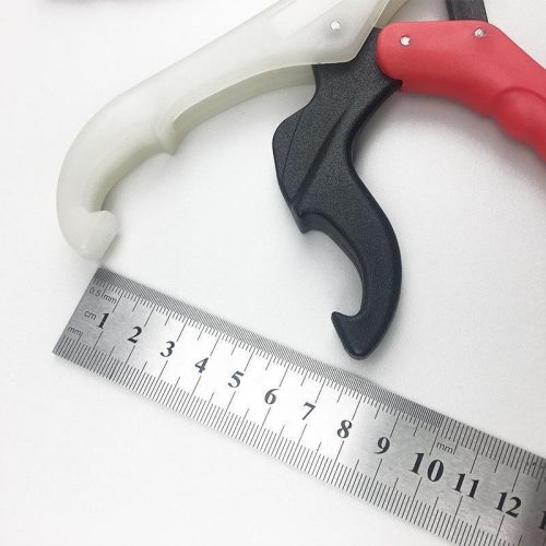 Halkiemelő fogó zöld, csúszásmentes markolattal horgászathoz