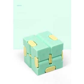   Stresszoldó Fidget Kocka Kék Színben – Stresszcsökkentő Játék Felnőtteknek és Gyerekeknek