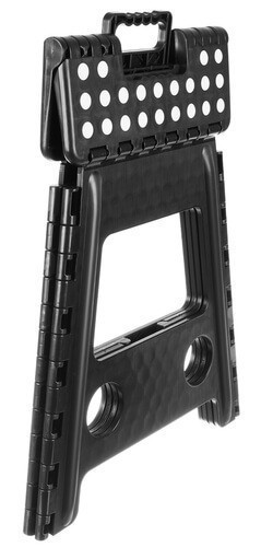 Összecsukható műanyag fellépő létra (Malatec) - könnyű és hordozható állvány otthoni használatra