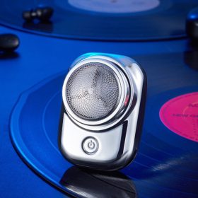   Mini hordozható elektromos szöszeltávolító ruhákhoz és kárpitokhoz