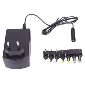   Univerzális szabályozható töltő többféle cserélhető fejjel, 3V-12V feszültségtartományban