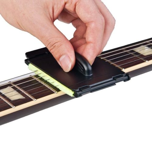 Gitárhúr tisztító párna - Kényelmes és hatékony megoldás húrok karbantartására