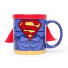 Superman -es bögre köpennyel