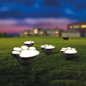   LED-es szolár lámpa - kutya lábnyom, leszúrható, fekete - 360 cm