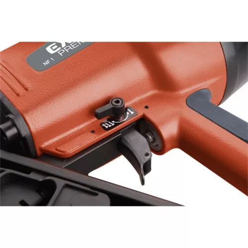 EXTOL PREMIUM pneumatikus szögbelövő gép szalagtáras szegekhez, 4,9-8 Bar, 1/4", 90 lövés/perc