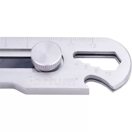 FORTUM 5 funkciós tapétavágó kés, rozsdamentes acél fémház, tripla vágóél, 18mm, csavaros rögzítés