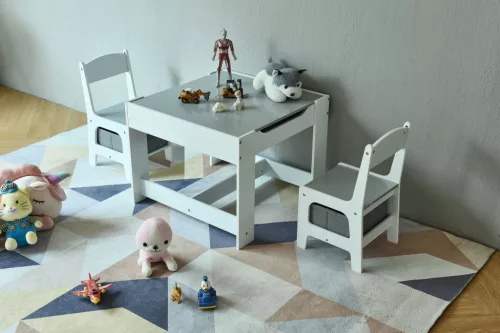 ECOTOYS fa gyerek bútor szett asztallal, krétatáblával és 2 székkel