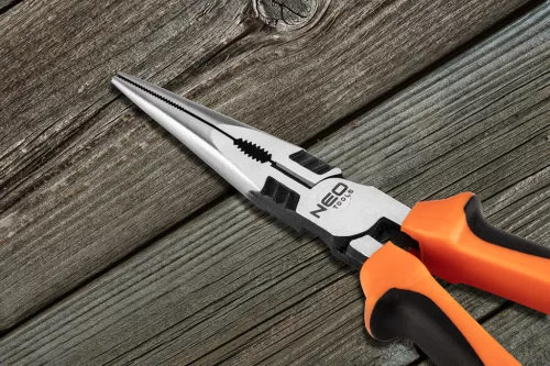 NEO TOOLS Hosszúcsőrű fogó 160MM 40% EnergiaMegtakarítás, csavarlazító fogazattal 25 év garanciával 01-154