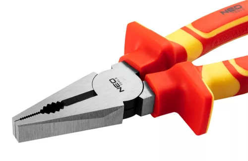 NEO TOOLS Kombinált fogó 1000V, szigetelt, 160mm (6"), CrV, polírozott 25 év garanciával 01-220