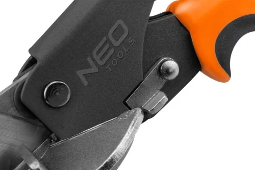 NEO TOOLS Profilvágó gérvágó olló, szögmérővel 01-260