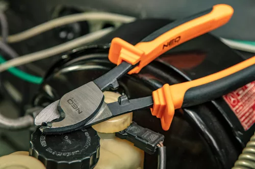 NEO TOOLS KÁBELVÁGÓ FOGÓ 160MM 25 év garanciával 01-513