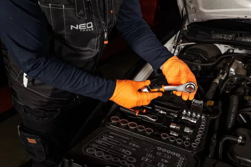 NEO TOOLS Dugókulcs készlet, átmenő racsnis hajtókarokkal, 1/4"- 3/8", 46 db 25 év garanciával 10-019