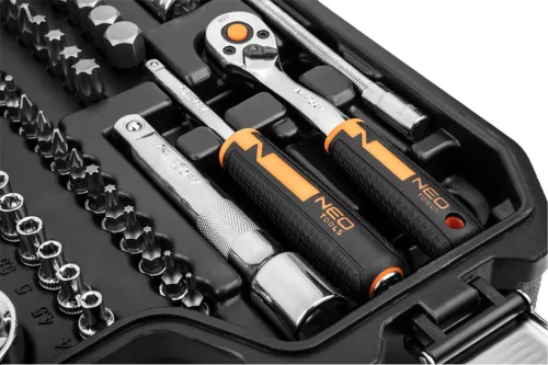 NEO TOOLS Dugókulcskészlet + szerszámkészlet 1/2", 1/4", 82db 25 év garanciával 10-059