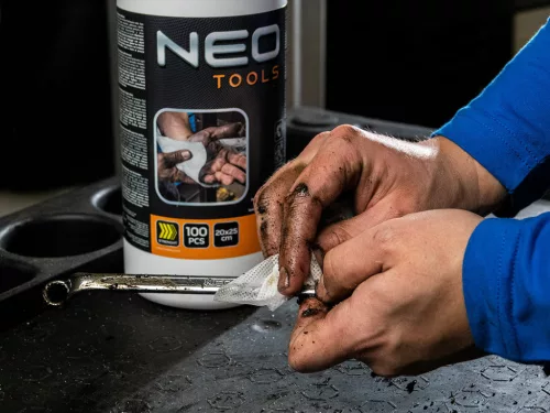 NEO TOOLS Kéztisztító kendő, 100 lap, ragasztó, gyanta, szilikon, lakk, festék, poliuretán hab és polimer 10-407