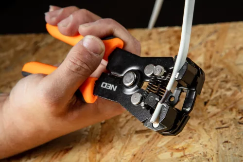 NEO TOOLS Kábelcsupaszító AUTOMATA 180mm 01-534