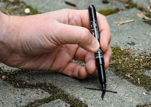 NEO TOOLS 4db jelölőfilc, vízálló olajalapú festékkel, használat előtt felrázandó, fekete, normál hegyű 13-856