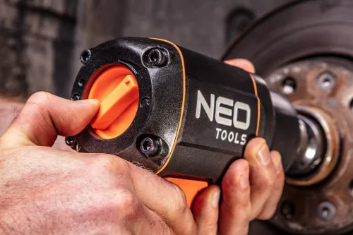 NEO TOOLS Pneumatikus ütvecsavarozó, 3/4", 2000 Nm 2 év garanciával 14-008