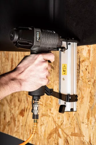NEO TOOLS Tűzőkapocs, horganyzott 90-es tipus, pneumatikus tűzőgéphez (14-570), GA18, 25mm, 4000db 14-625
