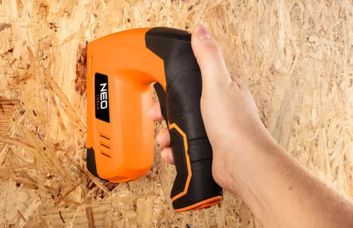 NEO TOOLS Akkus tűzőgép 4V, USB töltő, J/53 2 év garanciával 16-050