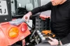 NEO TOOLS Műanyag forrasztó/hegesztő pisztoly készlet kapcsokkal 50W, 200 db kapocs 19-158