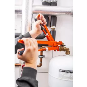   NEO TOOLS Csőfogó 90fok, 1" 25 év garanciával 02-130
