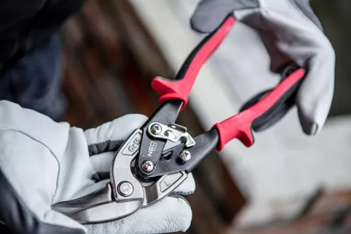 NEO TOOLS LEMEZOLLÓ 250mm, BALOS 31-060