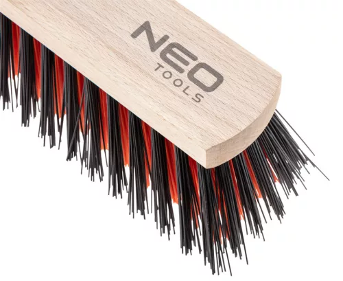 NEO TOOLS Térkő-, beton-, járdaseprű 30cm, fém nyélbefogó, profi kivitel 39-200