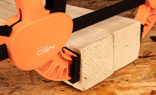 NEO TOOLS Autómata gyorsszorító, 135kg, 24"/600mm, 2 funkciós 45-503