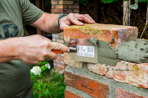 NEO TOOLS Gipszkanál 80mm, kétkomponensű markolat 50-137