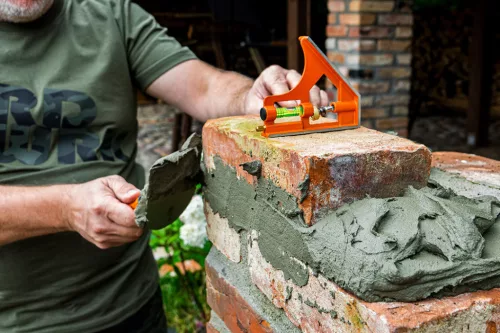 NEO TOOLS Gipszkanál 100mm, kétkomponensű markolat 50-138