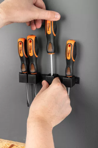 NEO TOOLS Csavarhúzó készlet, fali tartóval, 4db 25 év garanciával 04-191