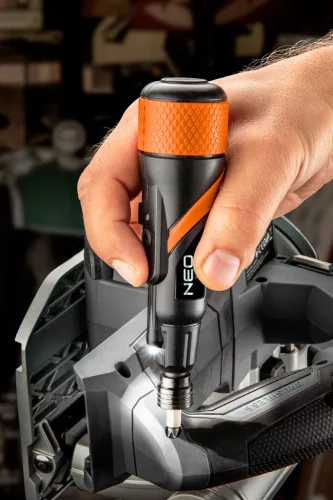 NEO TOOLS Akkus csavarozó 3,6V, dobozban, bitekkel 2 év garanciával 04-200
