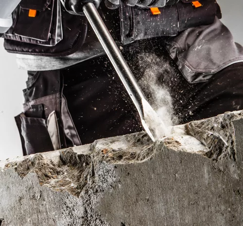 GRAPHITE Fúrókalapács vésőfunkcióval, SDS PLUS, 900W, 4J, fogas tokmány, tartozékok, koffer 3 év garanciával 58G860
