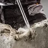 GRAPHITE Fúrókalapács vésőfunkcióval, SDS PLUS, 900W, 4J, fogas tokmány, tartozékok, koffer 3 év garanciával 58G860