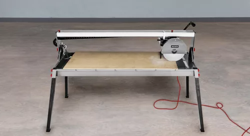 GRAPHITE Csempevágó gép 1500W, 250X25,4mm-es tárcsa, 1200mm vágáshossz, vízhűtés 3 év garanciával 59G892