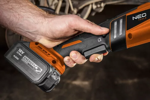 NEO TOOLS Akkus polírozó, Energy+ 18V, M14 150mm, 800-2300 rpm, akku nélkül!!! 3 év garanciával 04-602
