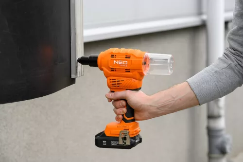 NEO TOOLS Akkus popszegecshúzó, Energy+, 18V, szegecsátmérő 2,4-6-4mm, húzóerő 12000 N 3 év garanciával 04-617