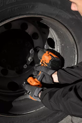 NEO TOOLS Akkus szénkefementes ütvecsavarozó 1/2"(négyszög), Energy+, 18V, 1100NM akku nélkül!!! 3 év garanciával 04-618