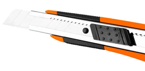 NEO TOOLS Törhető pengés kés 18mm, puha markolat, fém vezetősín 63-060