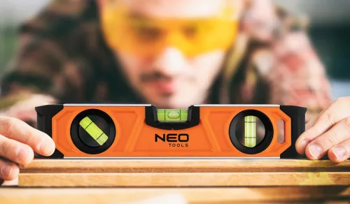 NEO TOOLS Torpedó vízmérték 230mm, mágneses 71-002