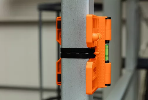 NEO TOOLS Oszlopvízmérték, állítható mágneses szárak, 3 libella 71-003