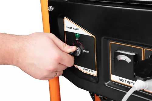 NEO TOOLS Áramfejlesztő, generátor, 6-6.5KW, 4 ütemű benzinmotorral 3 év garanciával 04-731