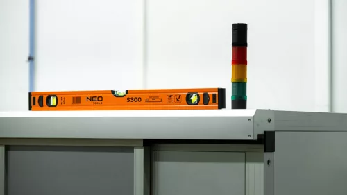 NEO TOOLS Vízmérték, alu, 3 libellás, S 300, 60cm 71-132