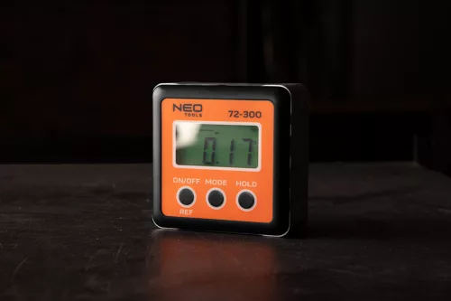 NEO TOOLS Digitális szögmérő és dőlésmérő 72-300