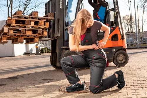 NEO TOOLS Női kantáros munkanadrág, 65% pamut, 35% polyester, 245 g/m2, L 80-240-L